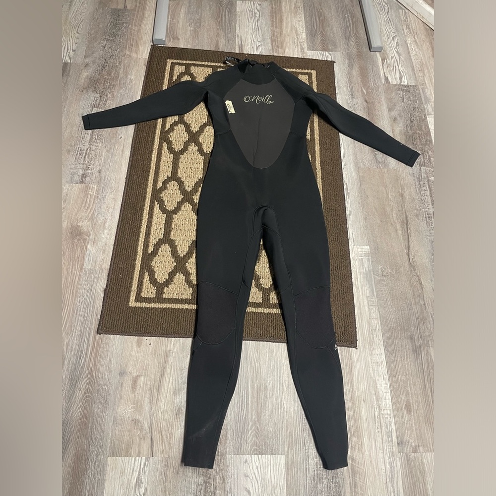 O’Neill 4/3MM Women’s Size 10T Back Zip Full Wetsuit